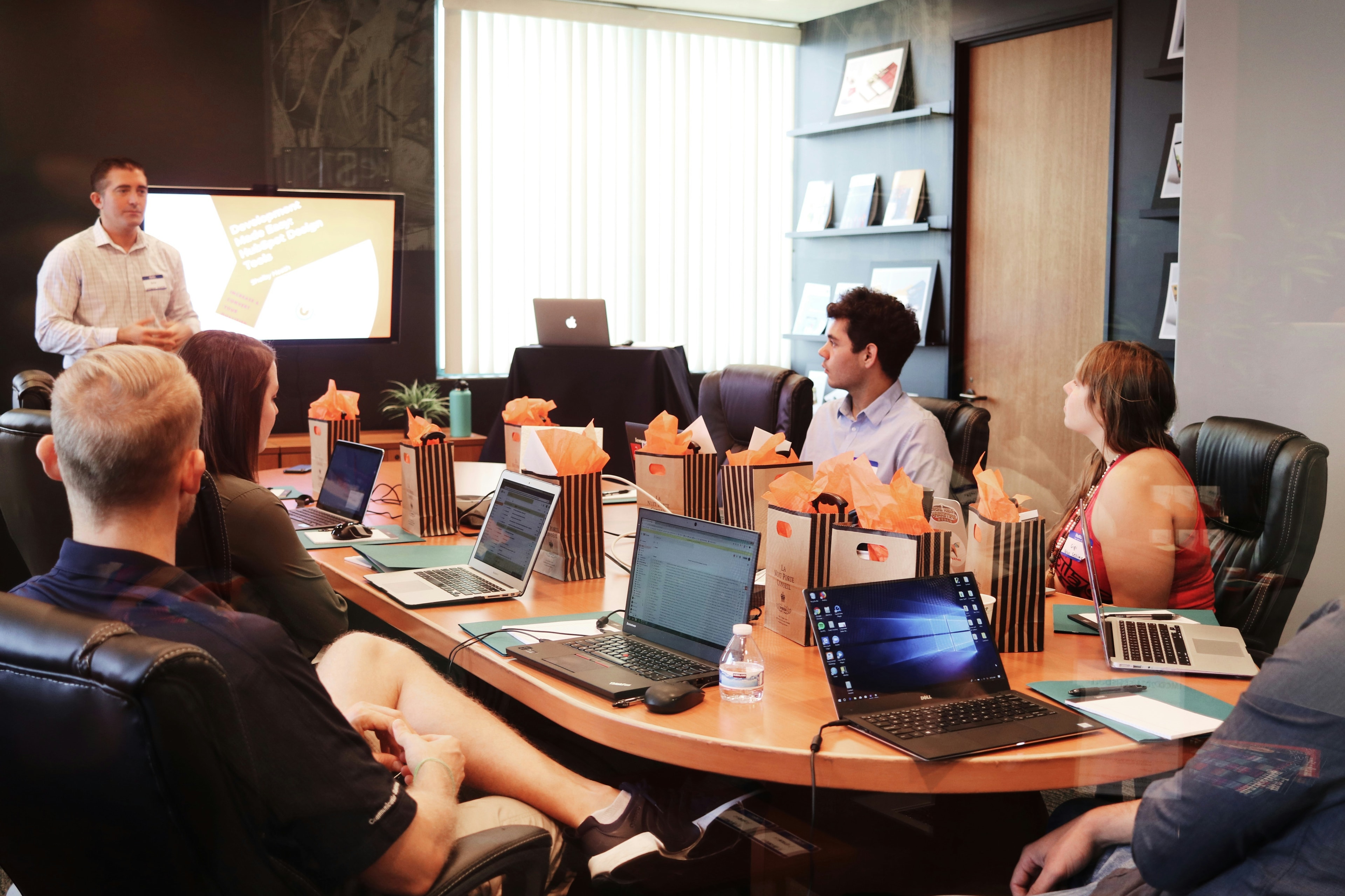 Capital Advisory — boardroom advisory session